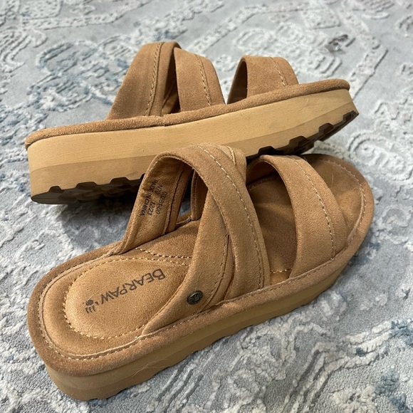 Bearpaw - Picture 3 of 3